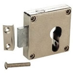 Serrure à plaquer pour demi-cylindre européen