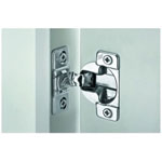 Charnière pour cadre de façade